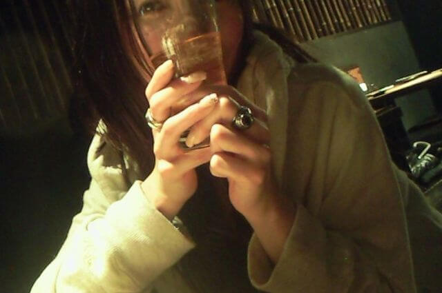風俗嬢と店の外で出会ったその日に本番エッチしたったwww